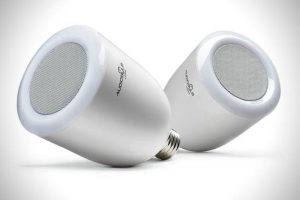 Audio-Bulb-Wireless-Music-System-by-GiiNii-2