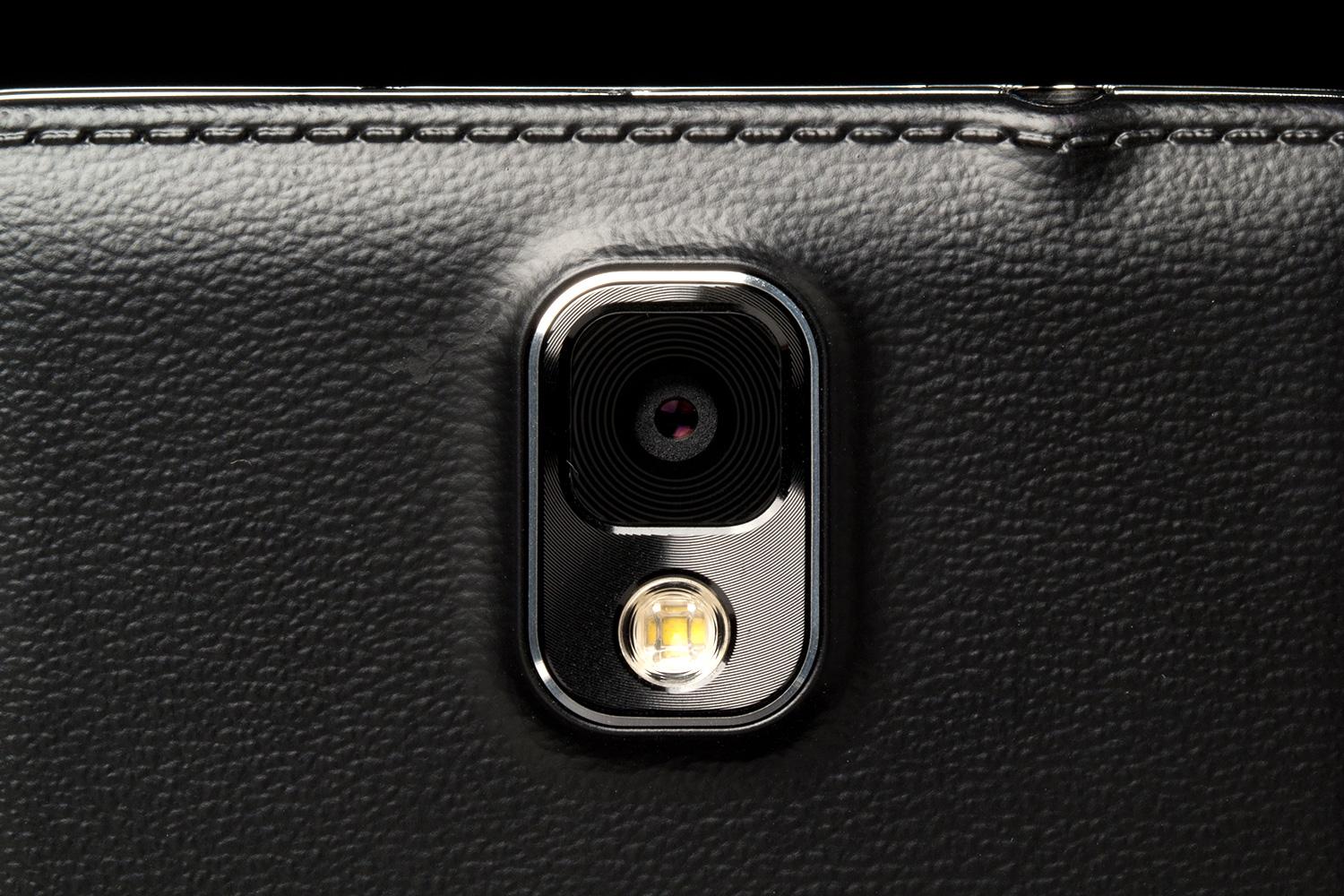 samsung-galaxy-note-3-rear-camera-macro