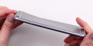 Bending-iPhone-6-Plus