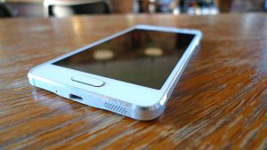 Galaxy Alpha á borði